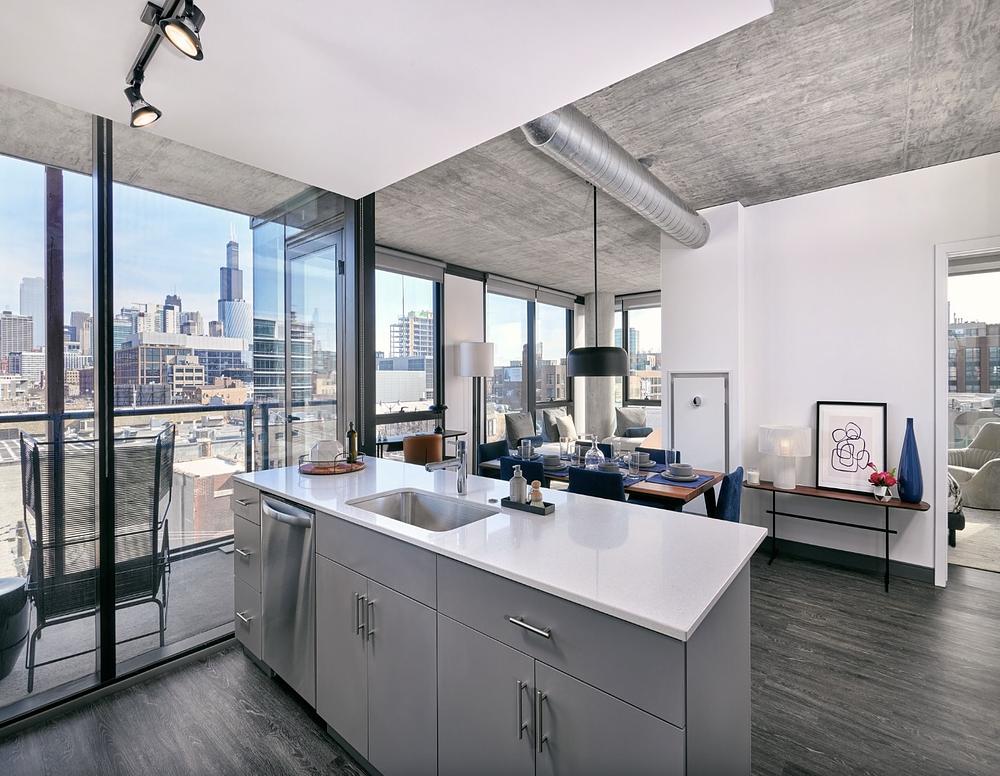 Fulbrix 160 N Elizabeth St, Chicago, IL 60607