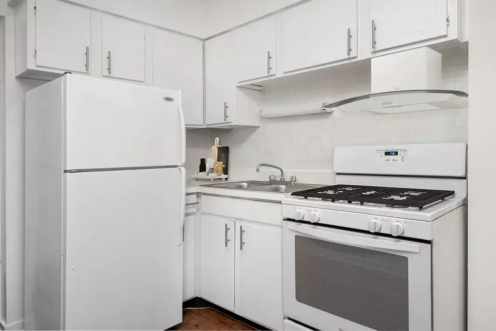 544 W. Melrose 544 W Melrose St, Chicago, IL 60657
