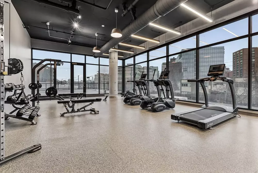 Cadence 2050 W Ogden Ave, Chicago, IL 60612