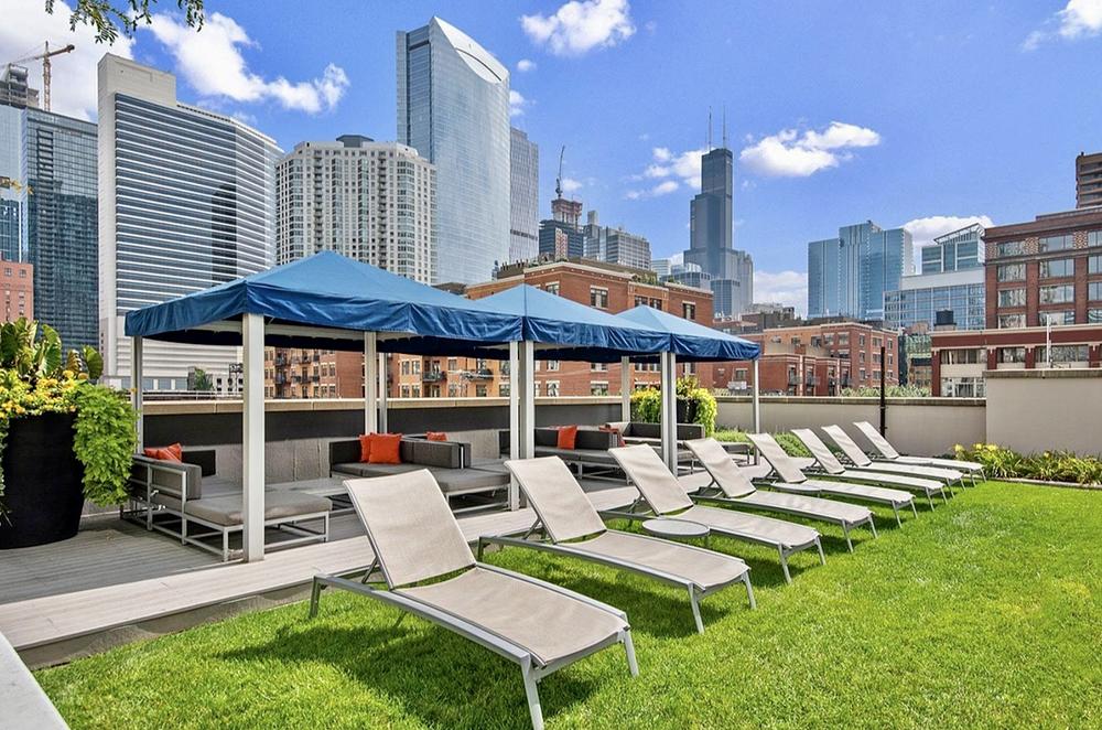 Echelon Chicago 353 N Des Plaines St, Chicago, IL 60661