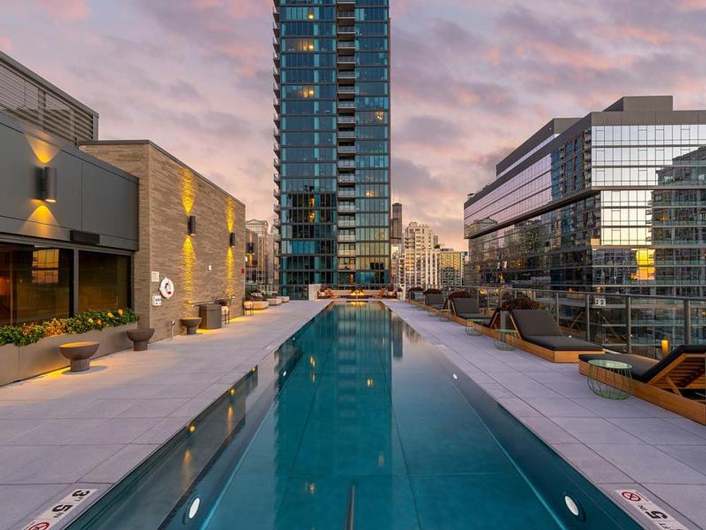 Marlowe 169 W Huron St, Chicago, IL 60654 River North - Leasing by Cross Street