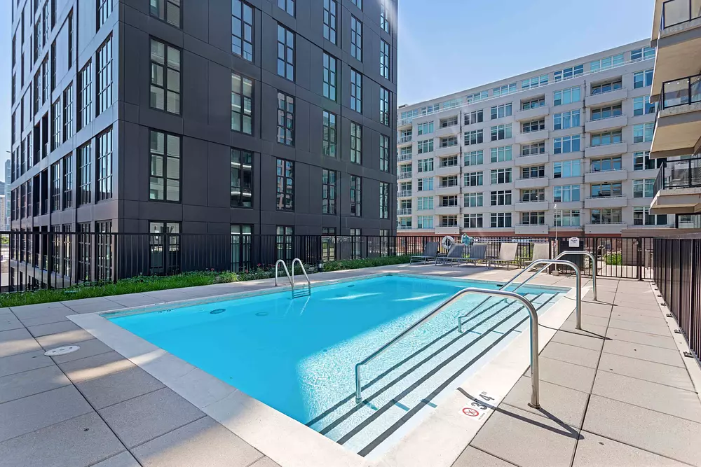 Circa 922 922 W Washington Blvd, Chicago, IL 60607