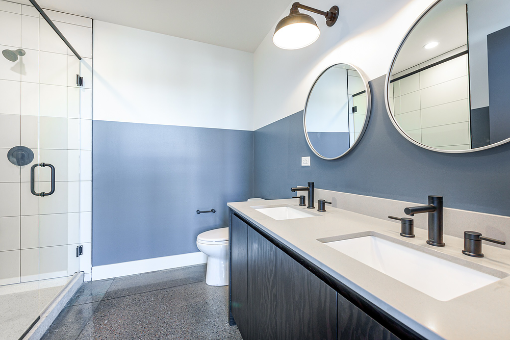 Southport Lofts 2061 N Southport Ave, Chicago, IL 60614