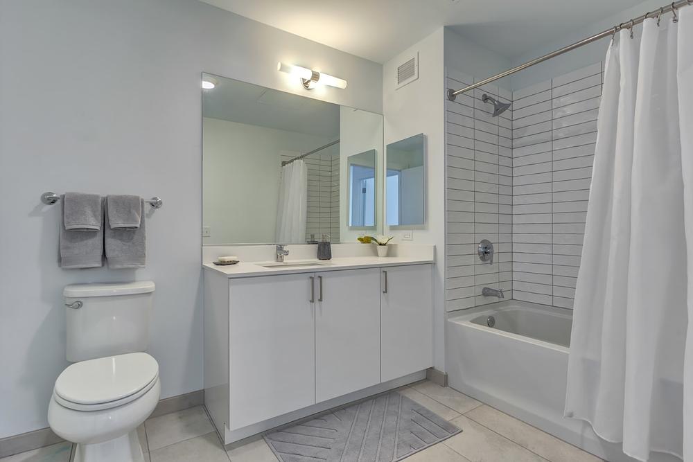The Van Buren 808 W Van Buren St, Chicago, IL 60661