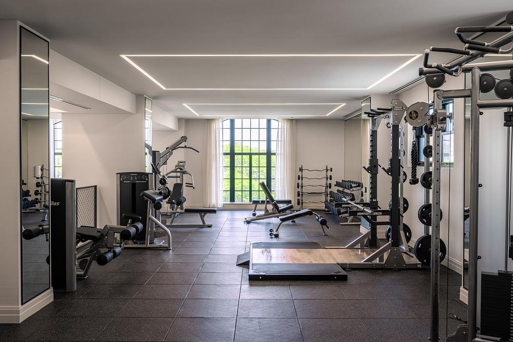 The Belden Stratford 2300 N Lincoln Park, Chicago, IL 60614