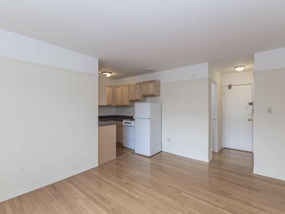 Winthrop Place 6124 N Winthrop Ave, Chicago, IL 60660