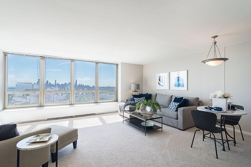3450 N. Lake Shore Drive 3450 N Lake Shore Dr, Chicago, IL 60657