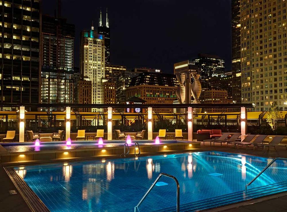 AMLI River North 71 W Hubbard St, Chicago, IL 60654