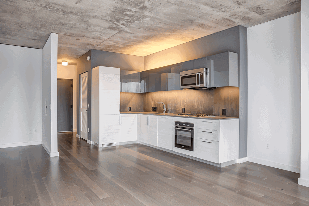Xavier 625 W Division St, Chicago, IL 60610