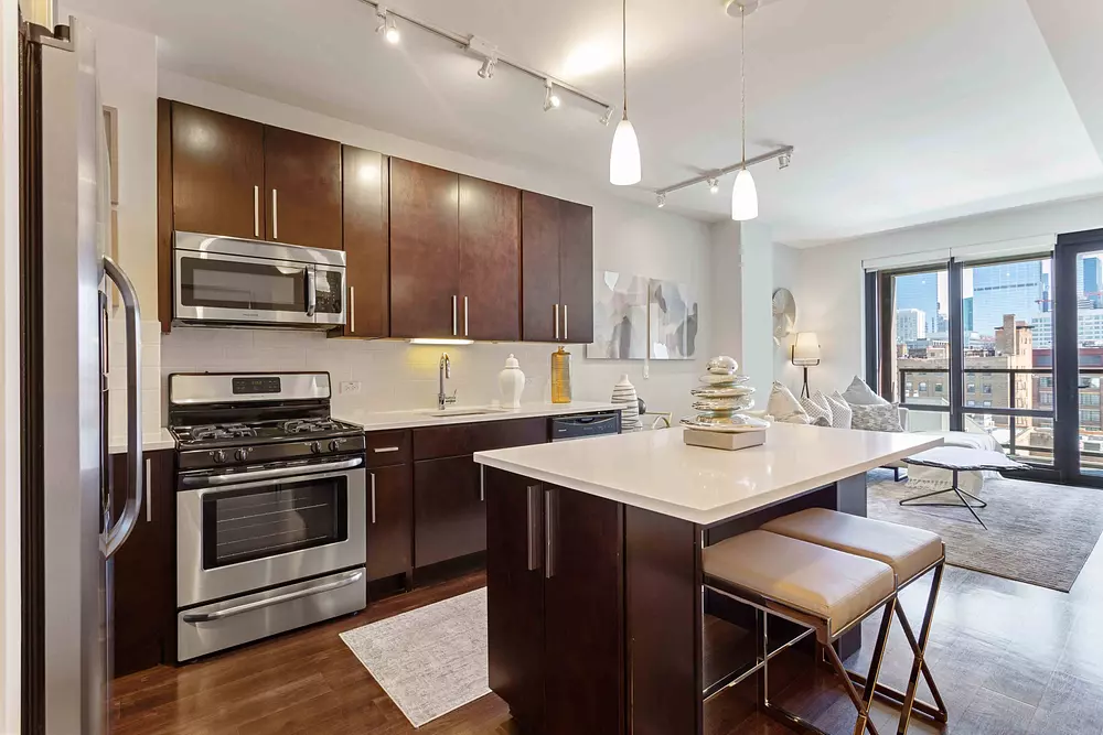 Circa 922 922 W Washington Blvd, Chicago, IL 60607