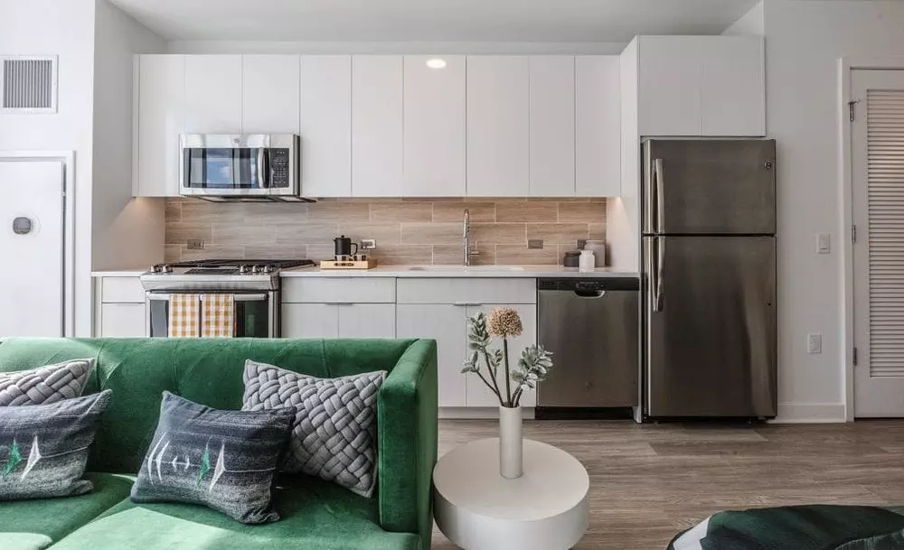 The Apartments at Lincoln Common 2345 N Lincoln Ave, Chicago, IL 60614