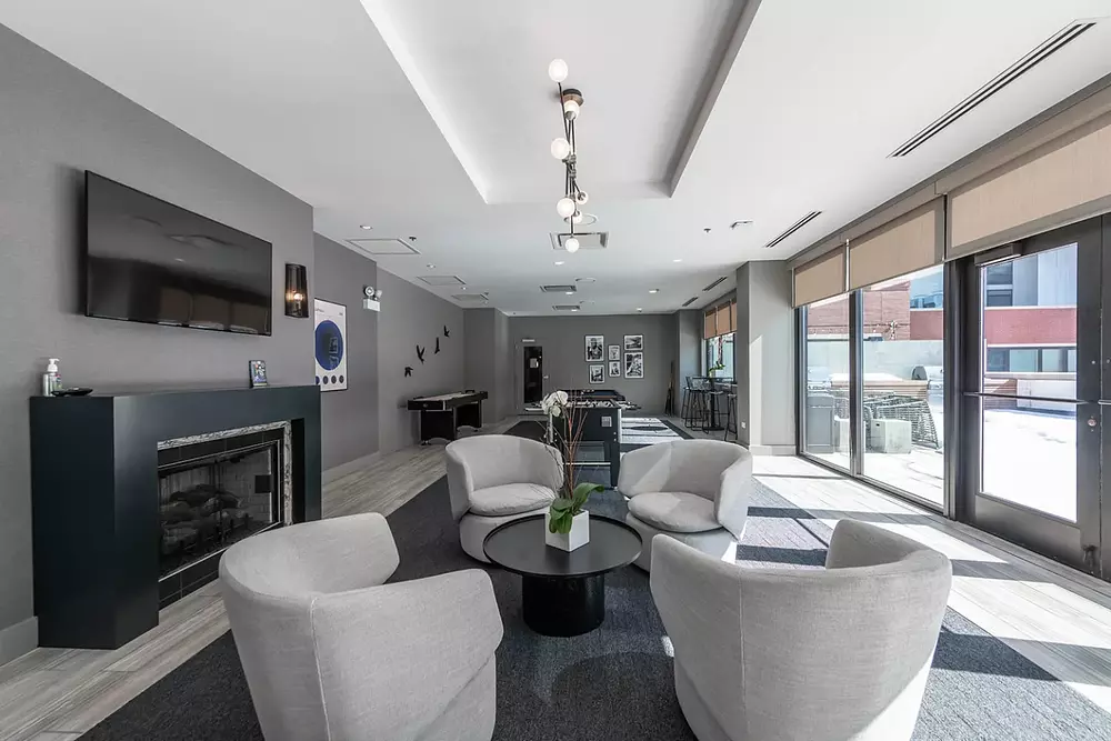 The Scott Residences 211 W Scott St, Chicago, IL 60610