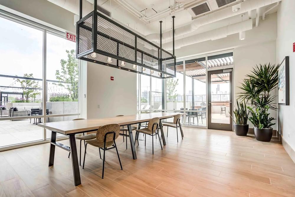 North+Vine 633 W North Ave, Chicago, IL 60610