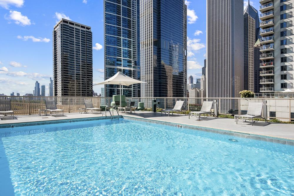 Shoreham and Tides 400 East South Water Street, Chicago, IL 60601