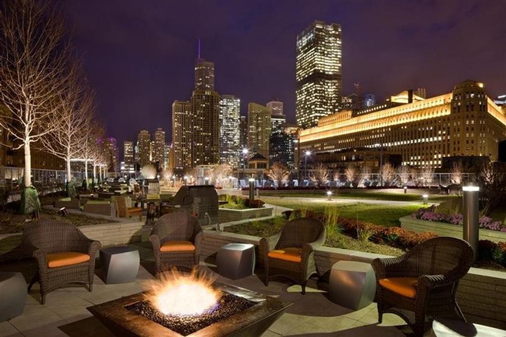 Hubbard Place 360 W Hubbard St, Chicago, IL 60654