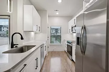 Mio District West Apartments