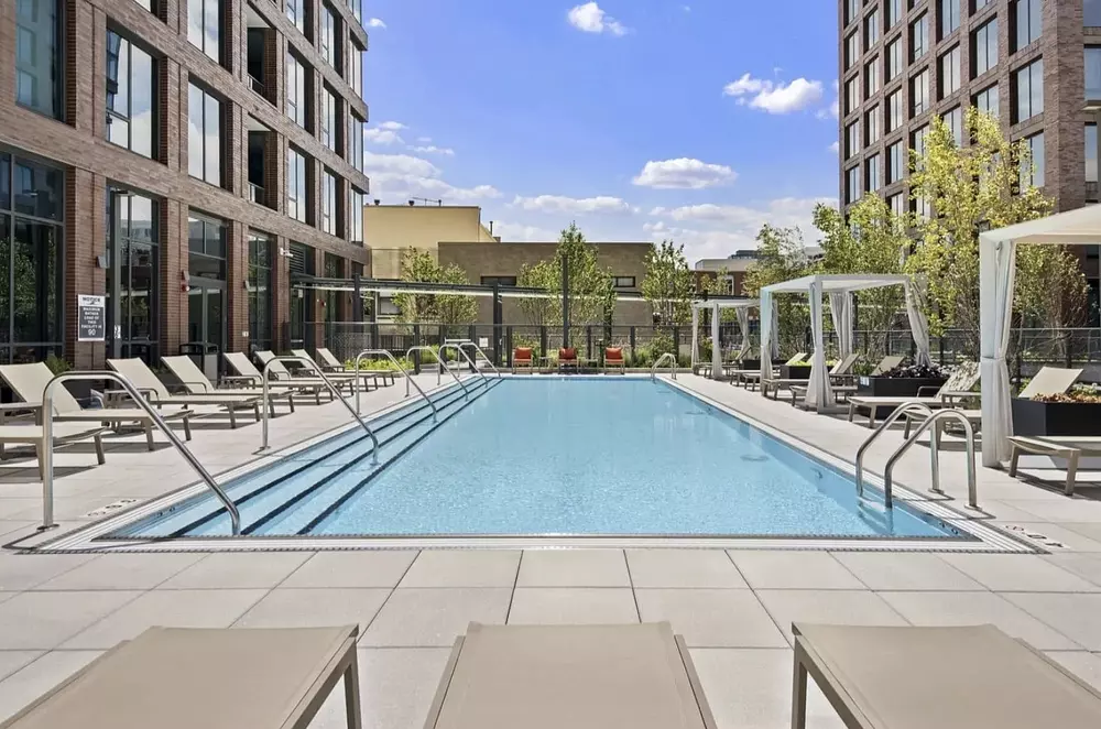 Union West 939 W Washington Blvd, Chicago, IL 60606