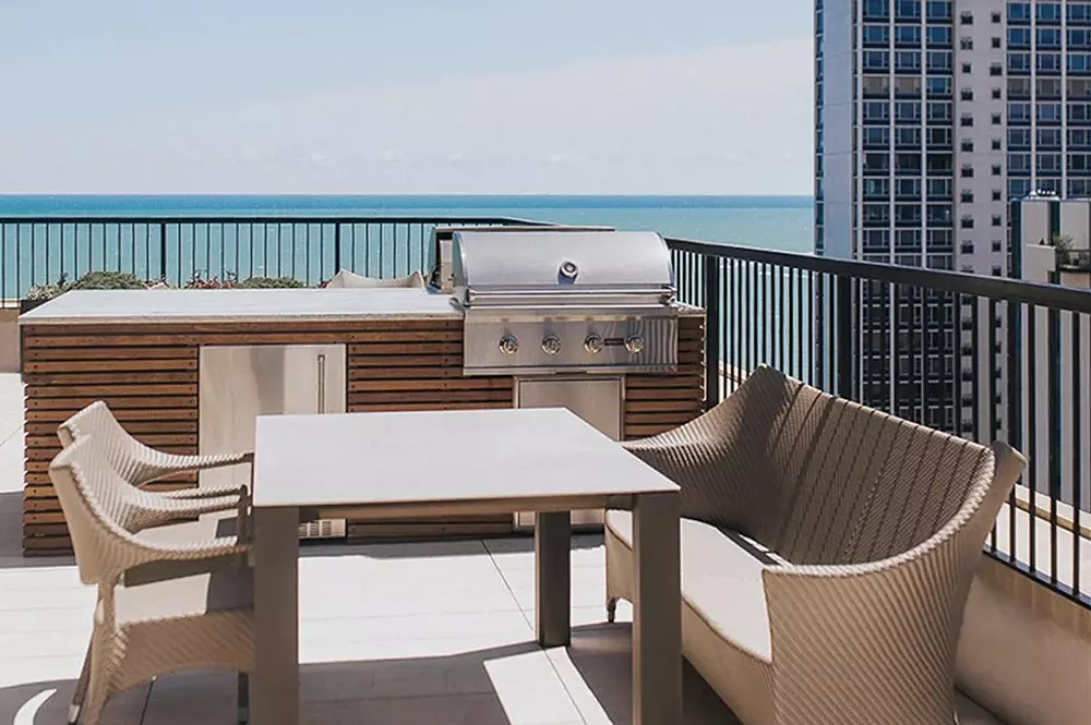 Astor House 1340 N Astor St, Chicago, IL 60610