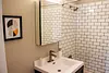 Reside on Barry 533 W Barry Ave, Chicago, IL 60657