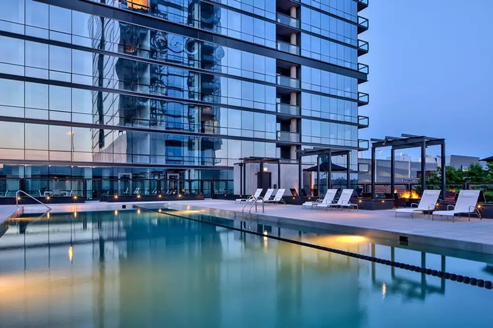 SoNo East 840 W Blackhawk St, Chicago, IL 60642