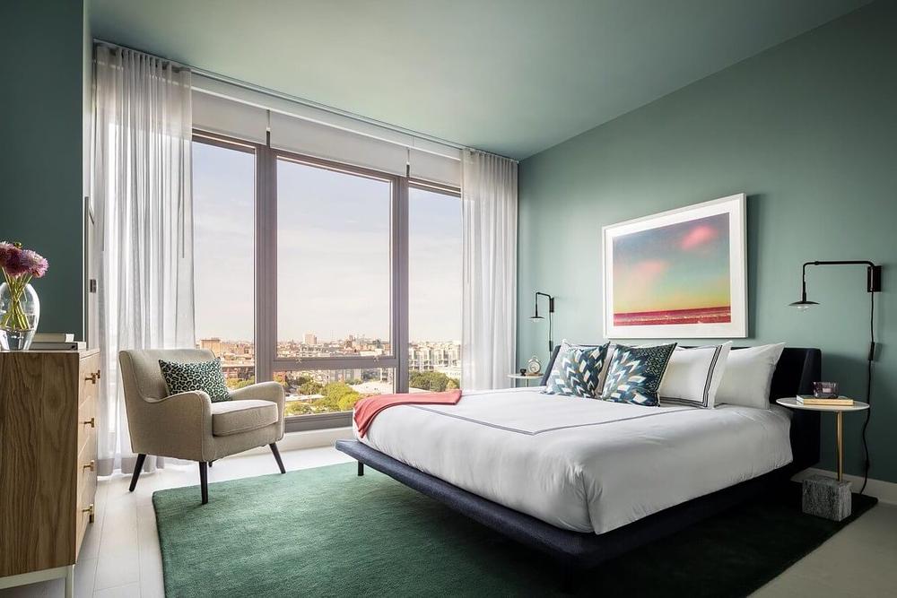 Landmark West Loop 1035 W Van Buren St, Chicago, IL 60607