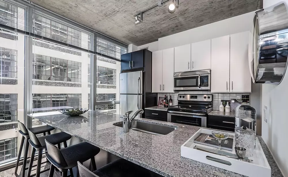 JeffJack Apartments 601 W Jackson Blvd, Chicago, IL 60661