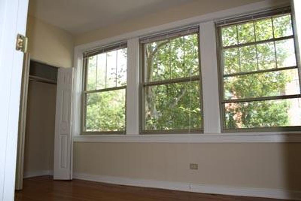 Park Shores 4304 N Sheridan Rd, Chicago, IL 60613