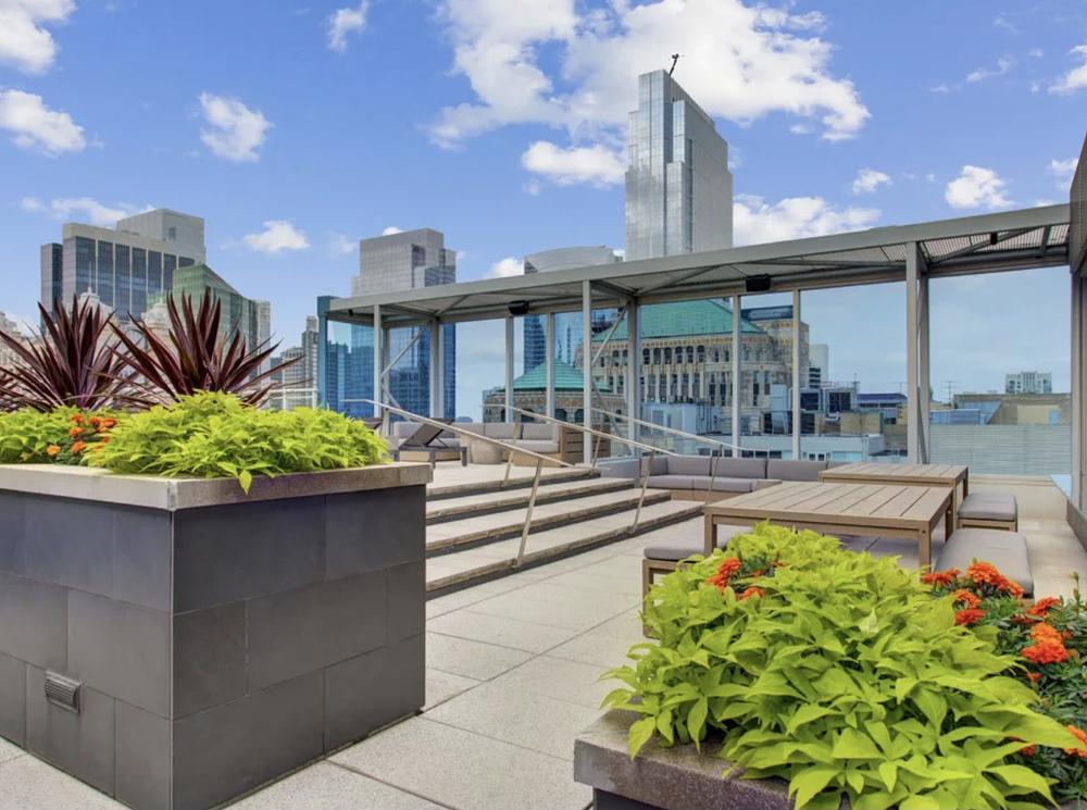 Env Chicago 161 W Kinzie St, Chicago, IL 60654