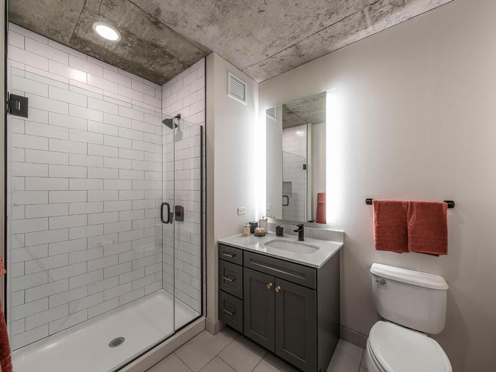 Marlowe 169 W Huron St, Chicago, IL 60654 River North - Leasing by Cross Street