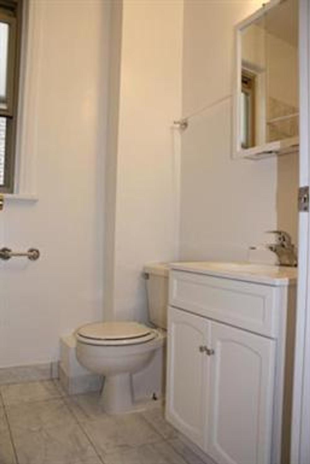 Park Shores 4304 N Sheridan Rd, Chicago, IL 60613