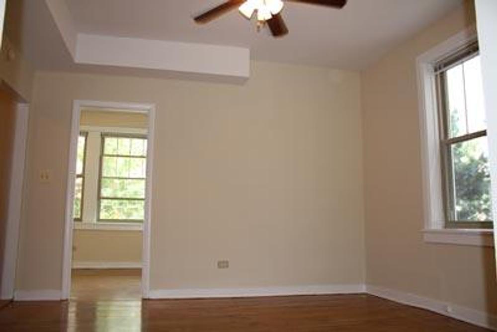Park Shores 4304 N Sheridan Rd, Chicago, IL 60613