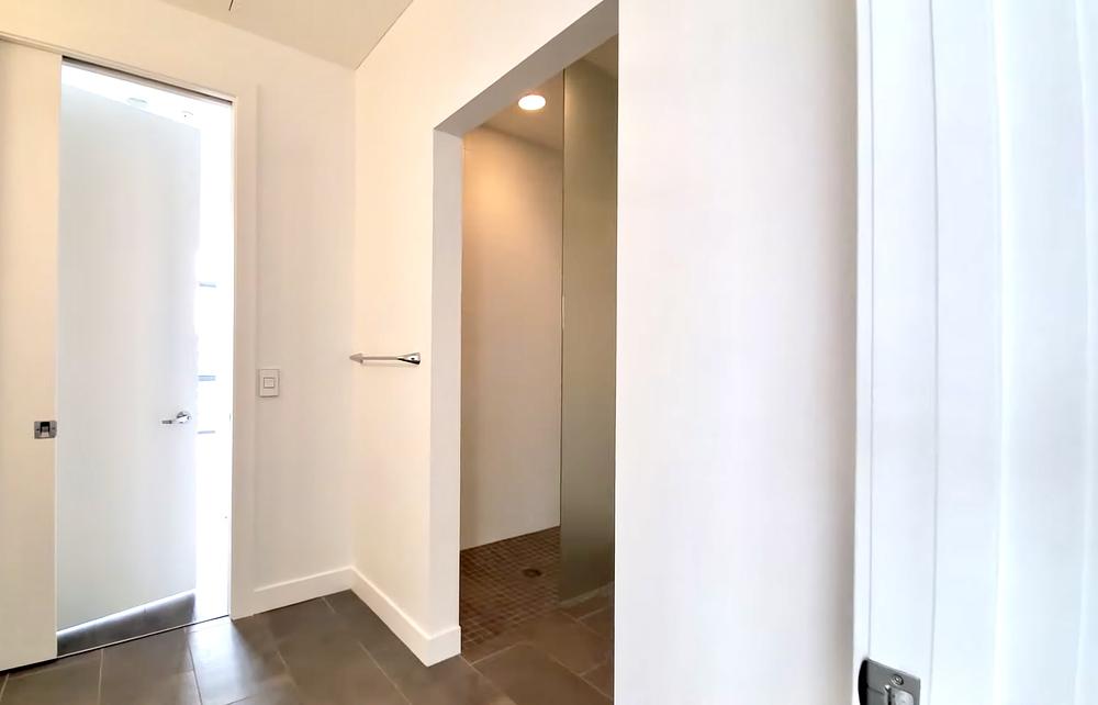 Hubbard 221 221 W Hubbard St, Chicago, IL 60654