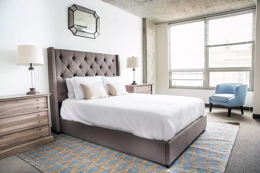 Lakeview 3200 3218 N Clark St, Chicago, IL 60657