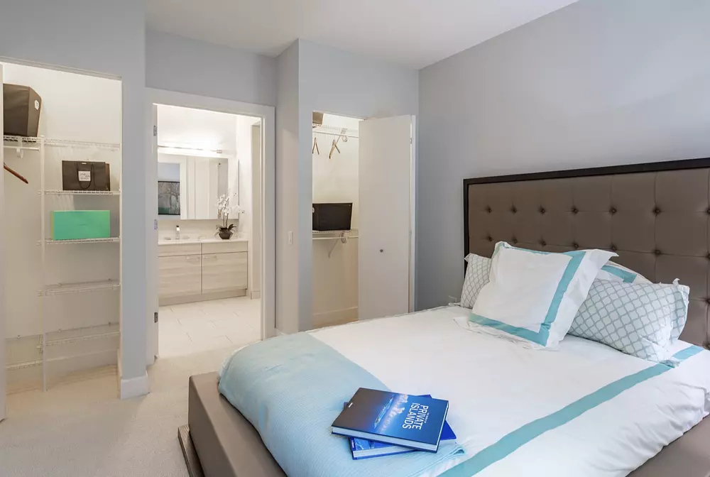 73 East Lake 73 E Lake St, Chicago, IL 60601