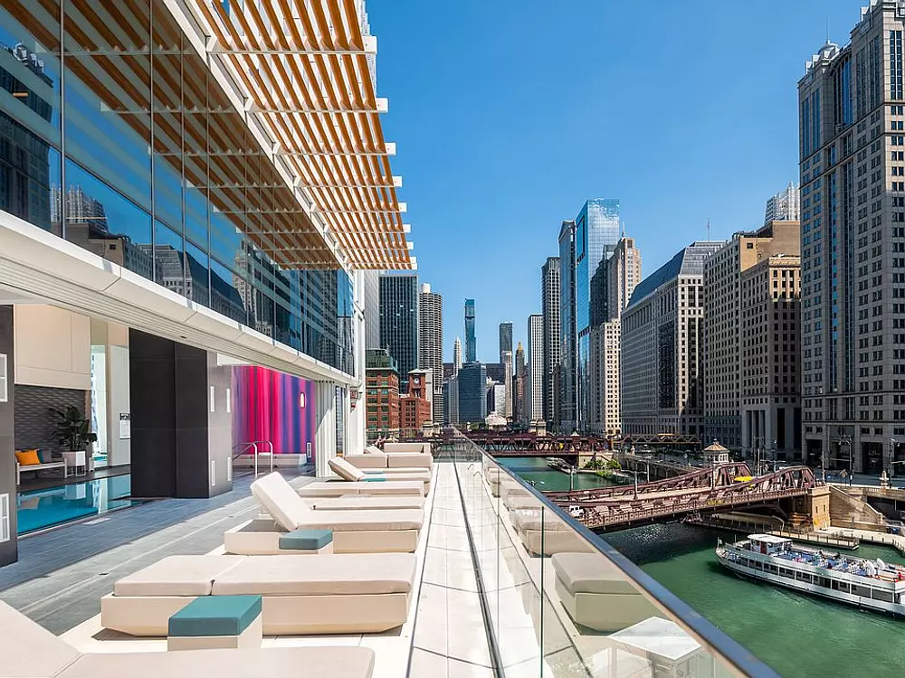 Wolf Point East 313 W Wolf Point Plaza Drive, Chicago, IL 60654