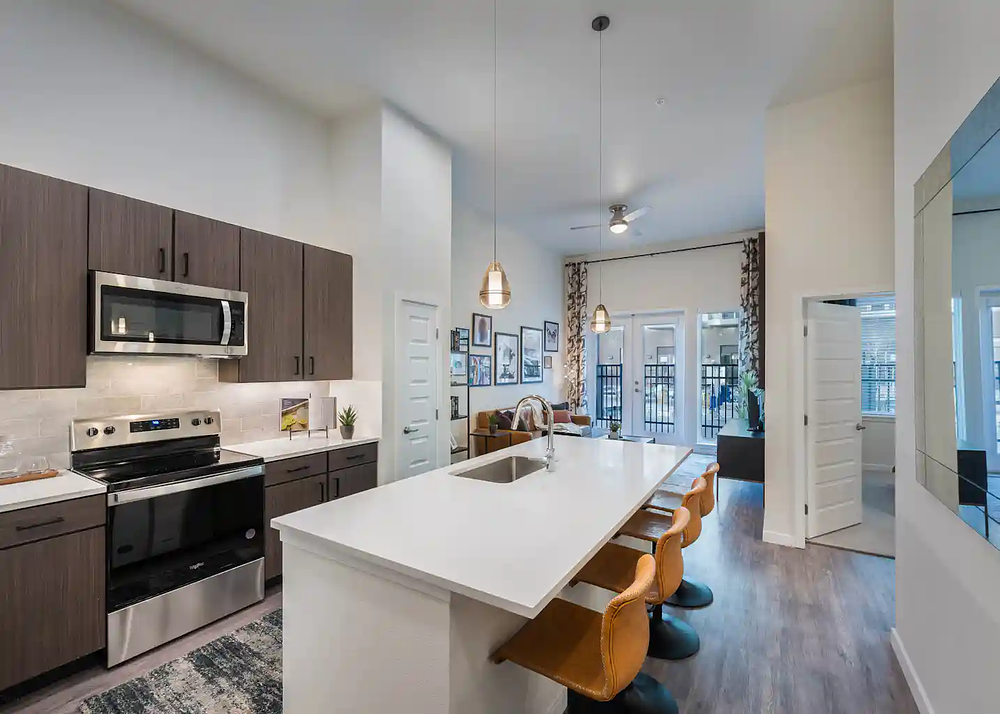 AMLI Art District 2520 Wewatta Way, Denver, CO 80216