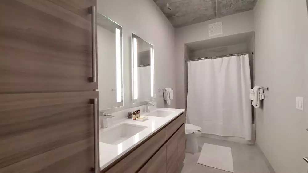 AMLI 808 808 N Wells Street, Chicago, IL 60610