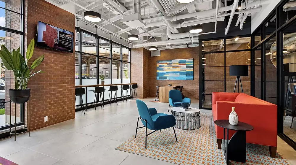 Wrigleyville Lofts 949 W Dakin St, Chicago, IL 60613