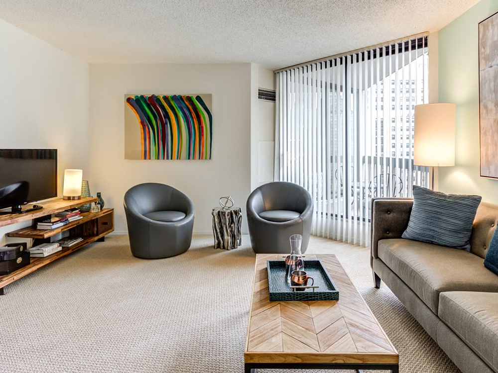 Asbury Plaza 750 N Dearborn St Chicago, IL 60654 Gold Coast, River North - Leasing by Cross Street
