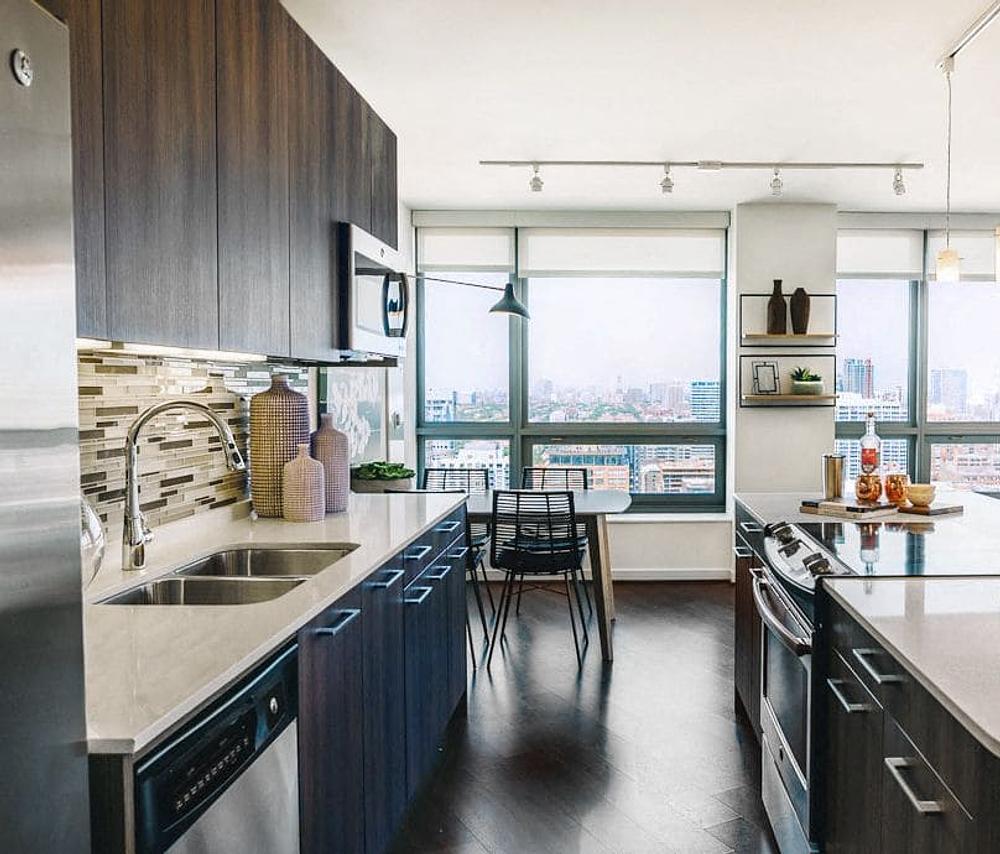 Hubbard Place 360 W Hubbard St, Chicago, IL 60654