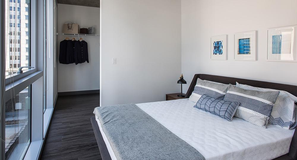Linea Apartments 215 W Lake St, Chicago, IL 60606