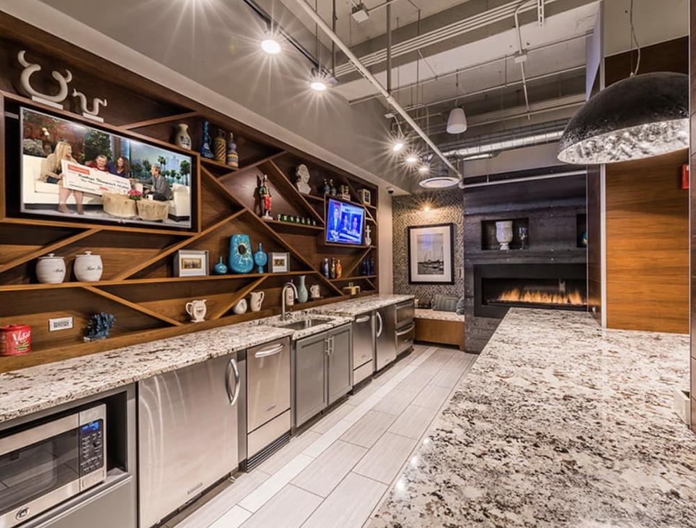 Axis Apartments and Lofts 441 E Erie St, Chicago, IL 60611
