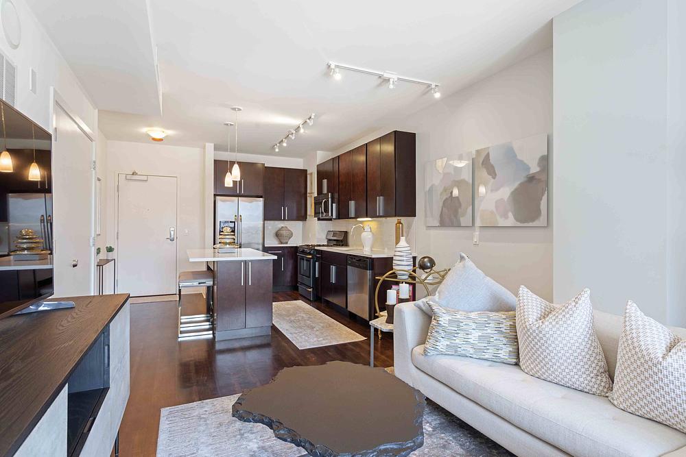 Circa 922 922 W Washington Blvd, Chicago, IL 60607