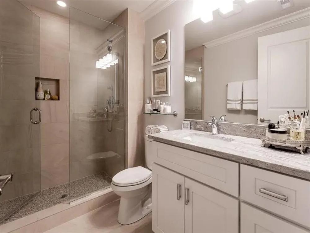 Wells Place Apartments 837-839 S Wells St, Chicago, IL 60607