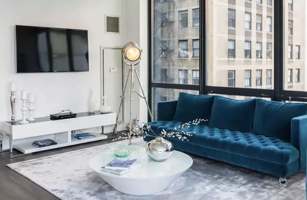 73 East Lake 73 E Lake St, Chicago, IL 60601