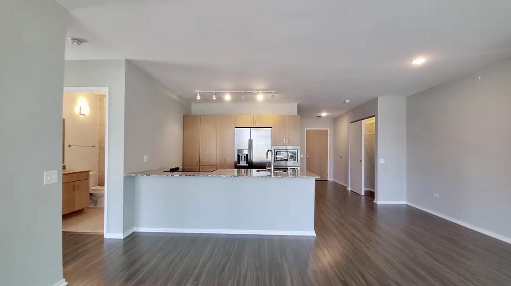 Aston 200 E Illinois St, Chicago, IL 60611