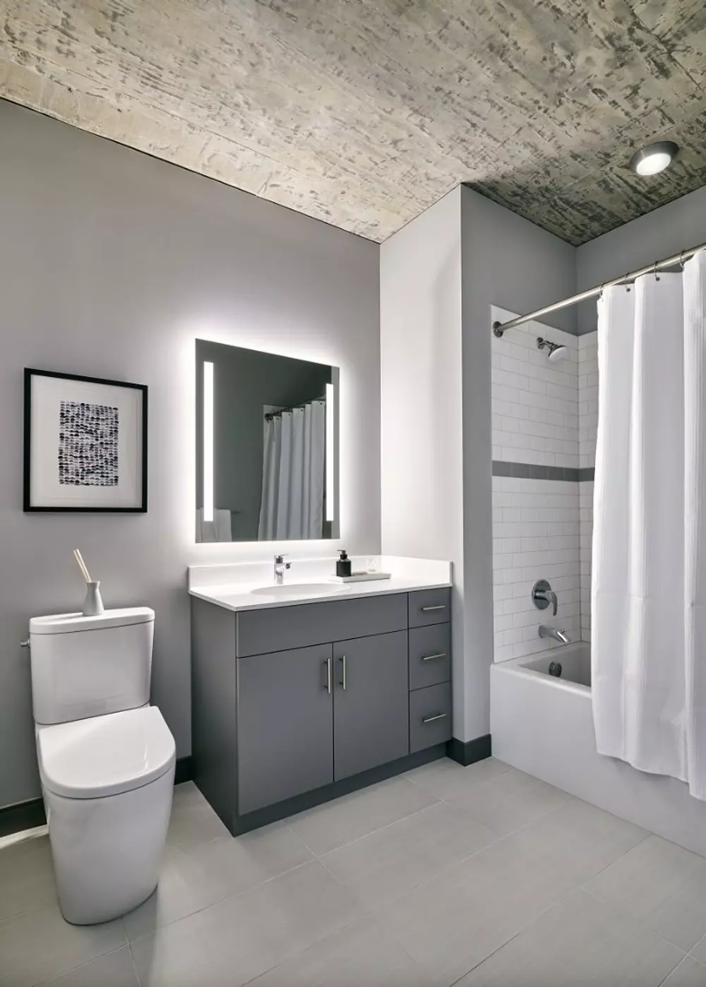 Fulbrix 160 N Elizabeth St, Chicago, IL 60607