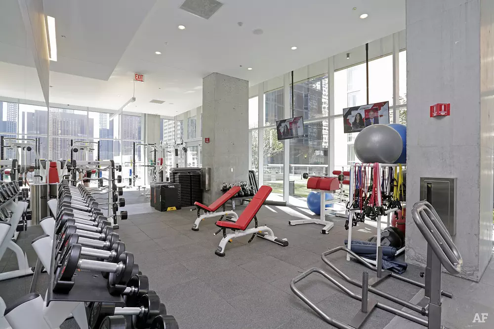 Optima Signature 220 E Illinois St, Chicago, IL 60611