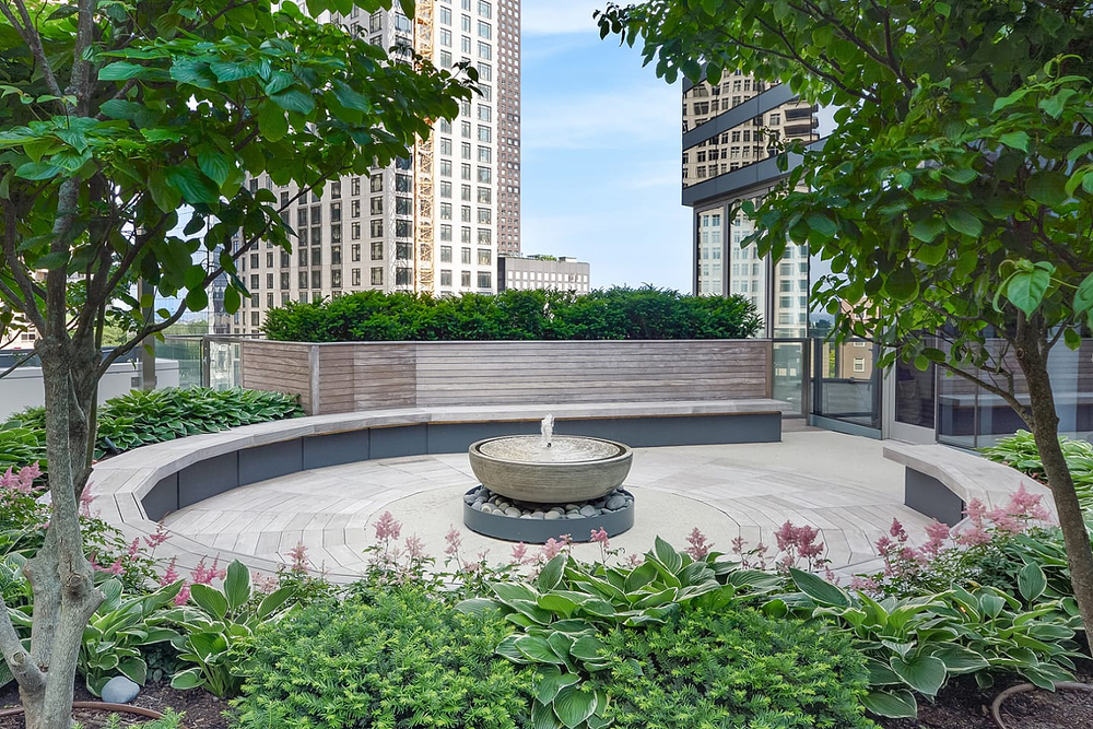 Moment 545 N McClurg Ct, Chicago, IL 60611