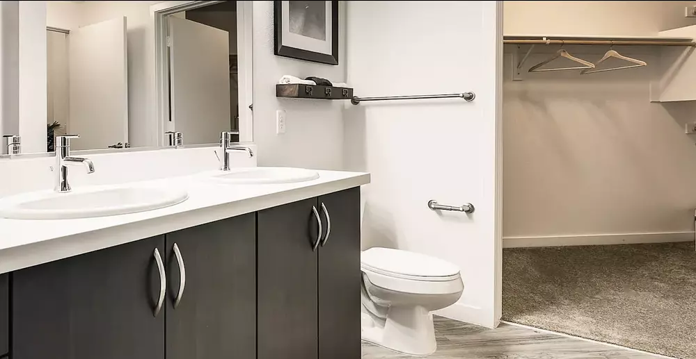 AMLI Cherry Creek 801 S Cherry St, Glendale, CO 80246, Denver
